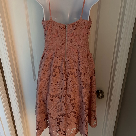 Lulu’s Nora Lee Dusty Rose Sleeveless Lace Midi Dress - Picture 2 of 4
